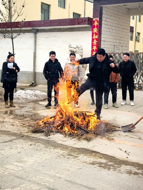 燎疳活动——传承文化，凝聚团队力量